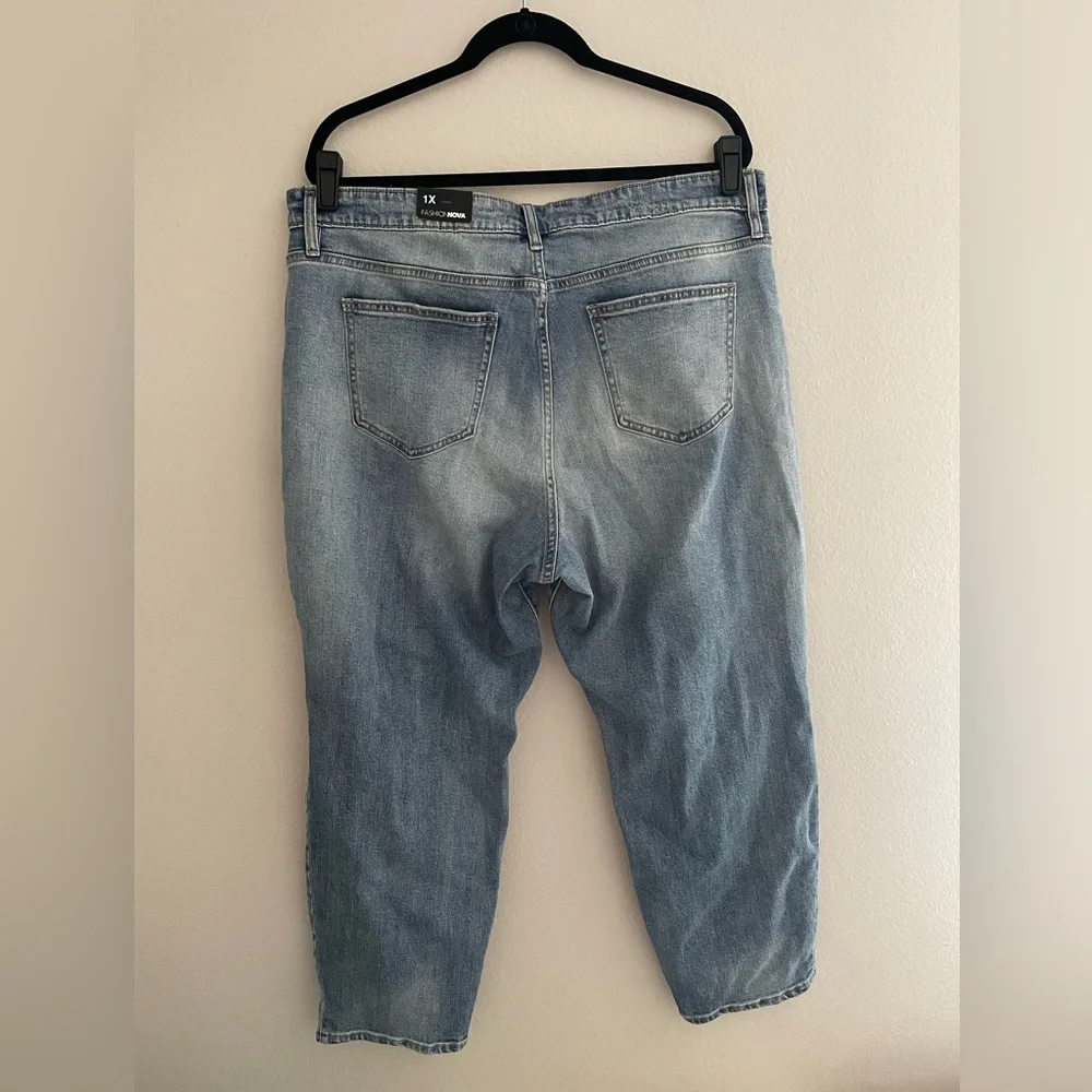 Plus High Rise Mom Jeans - Picture 2 of 5